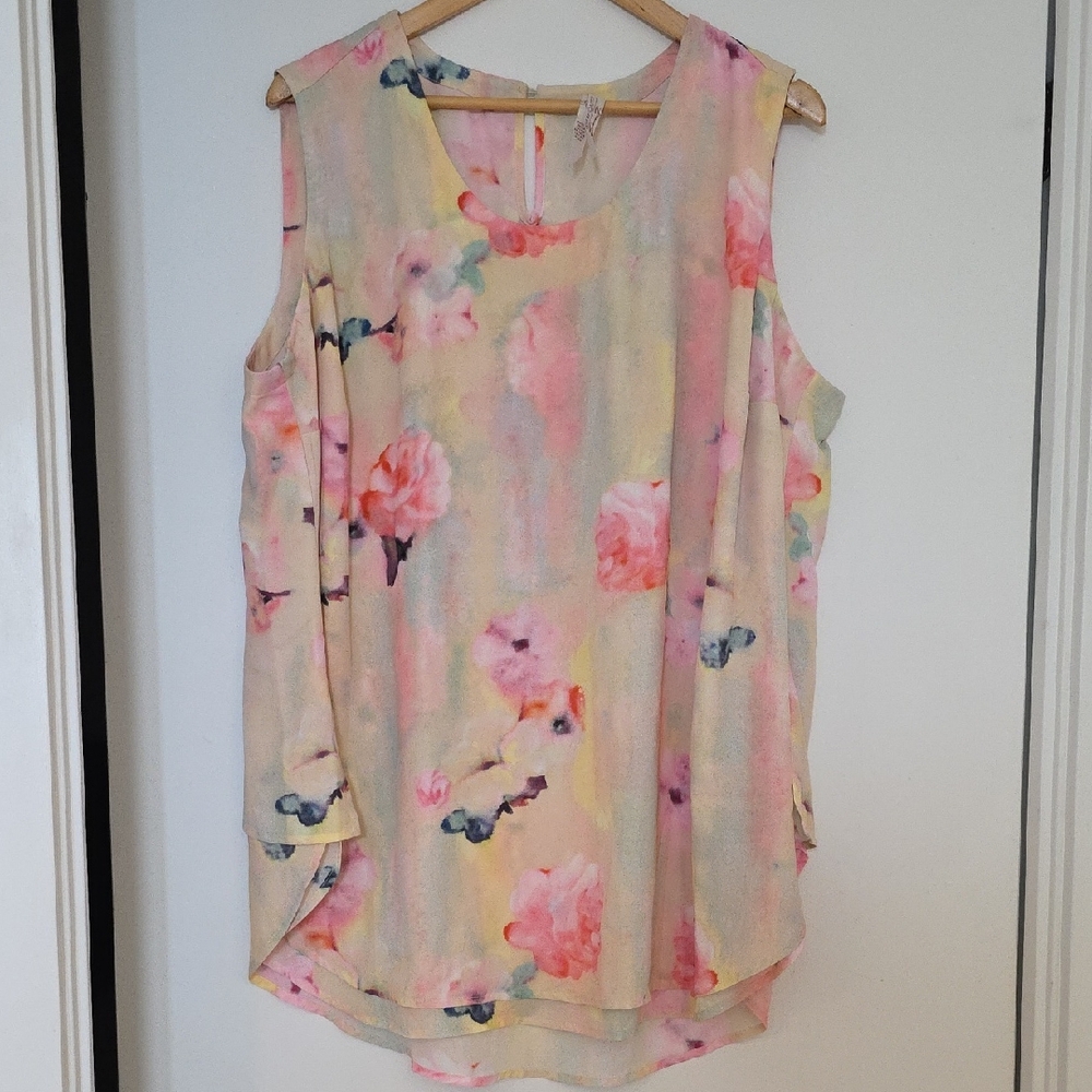 Melissa McCarthy Seven7 Pastel Floral Sleeveless Blouse